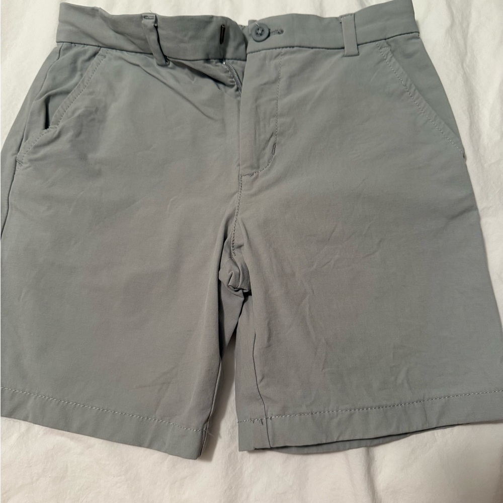 BOYS VINEYARD VINES PERFORMANCE SHORTS 7